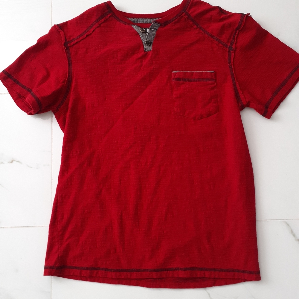 ZERO NINETEEN  RED T-SHIRT.SIZE SMALL.